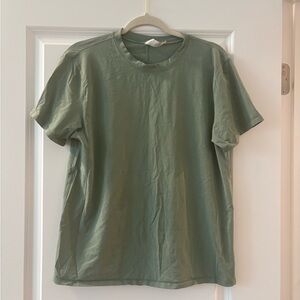 Women’s Lululemon Green T-Shirt